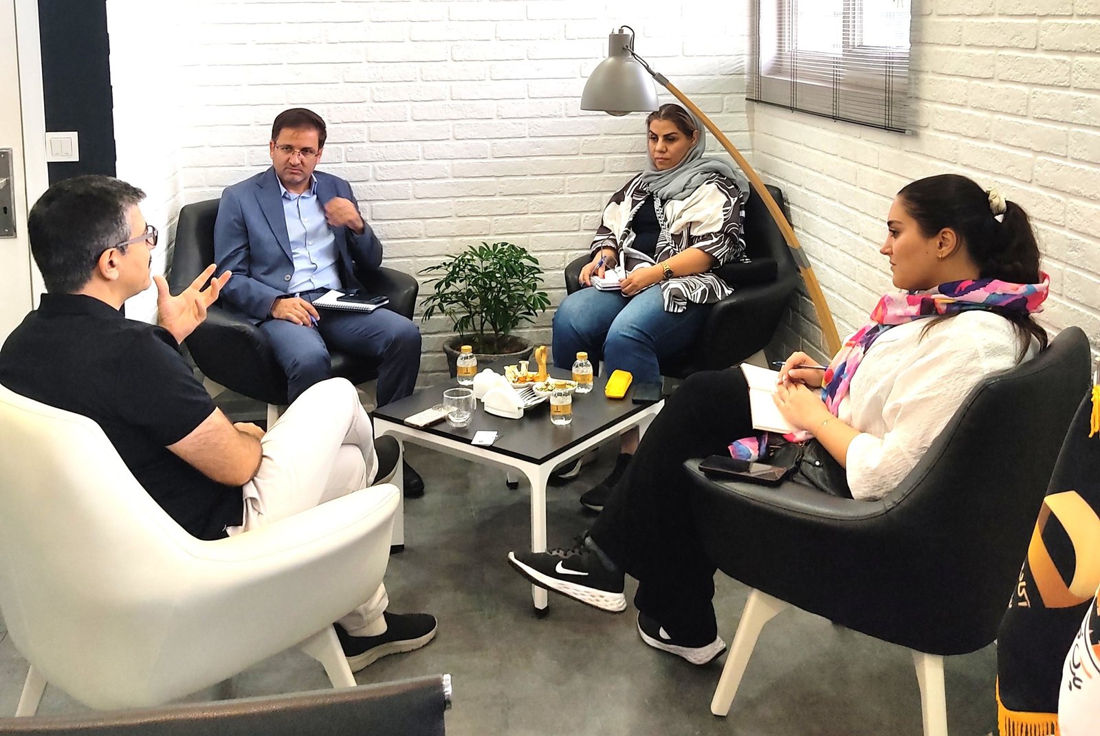 جلسات مشاوره در زمینه بیوتکنولوژی و راه‌ اندازی کسب و کار در عمان